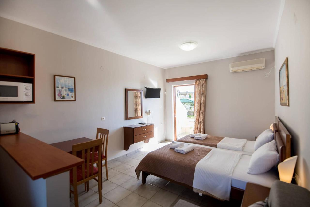 Katerina Hotel Kanali  Eksteriør billede