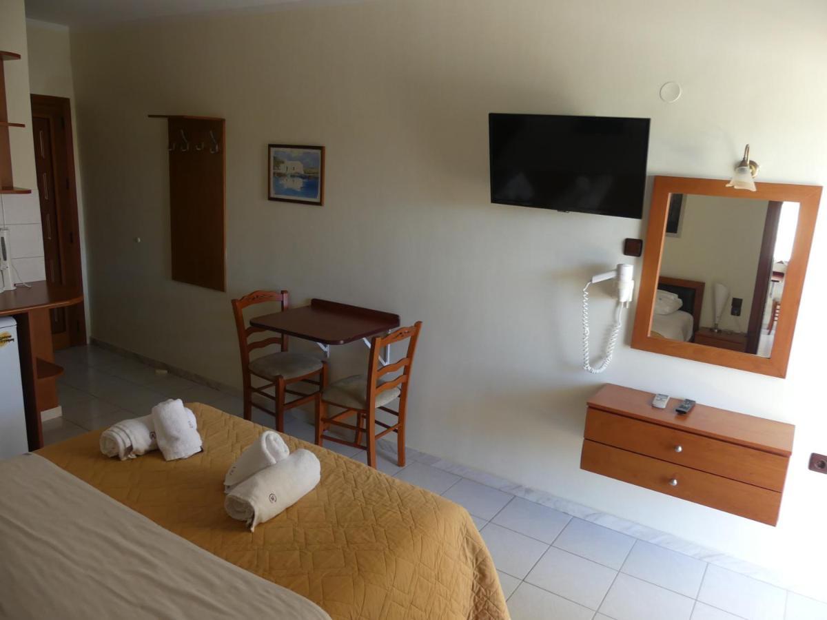 Katerina Hotel Kanali  Eksteriør billede